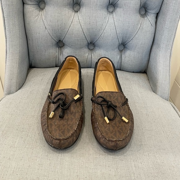 Michael Kors Sutton Loafer Size 6.5 - Picture 1 of 5